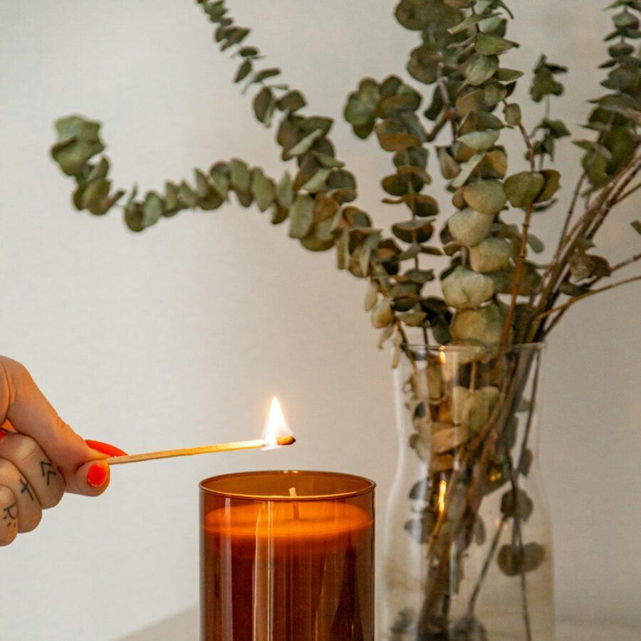 Cedar & Amber Candle
